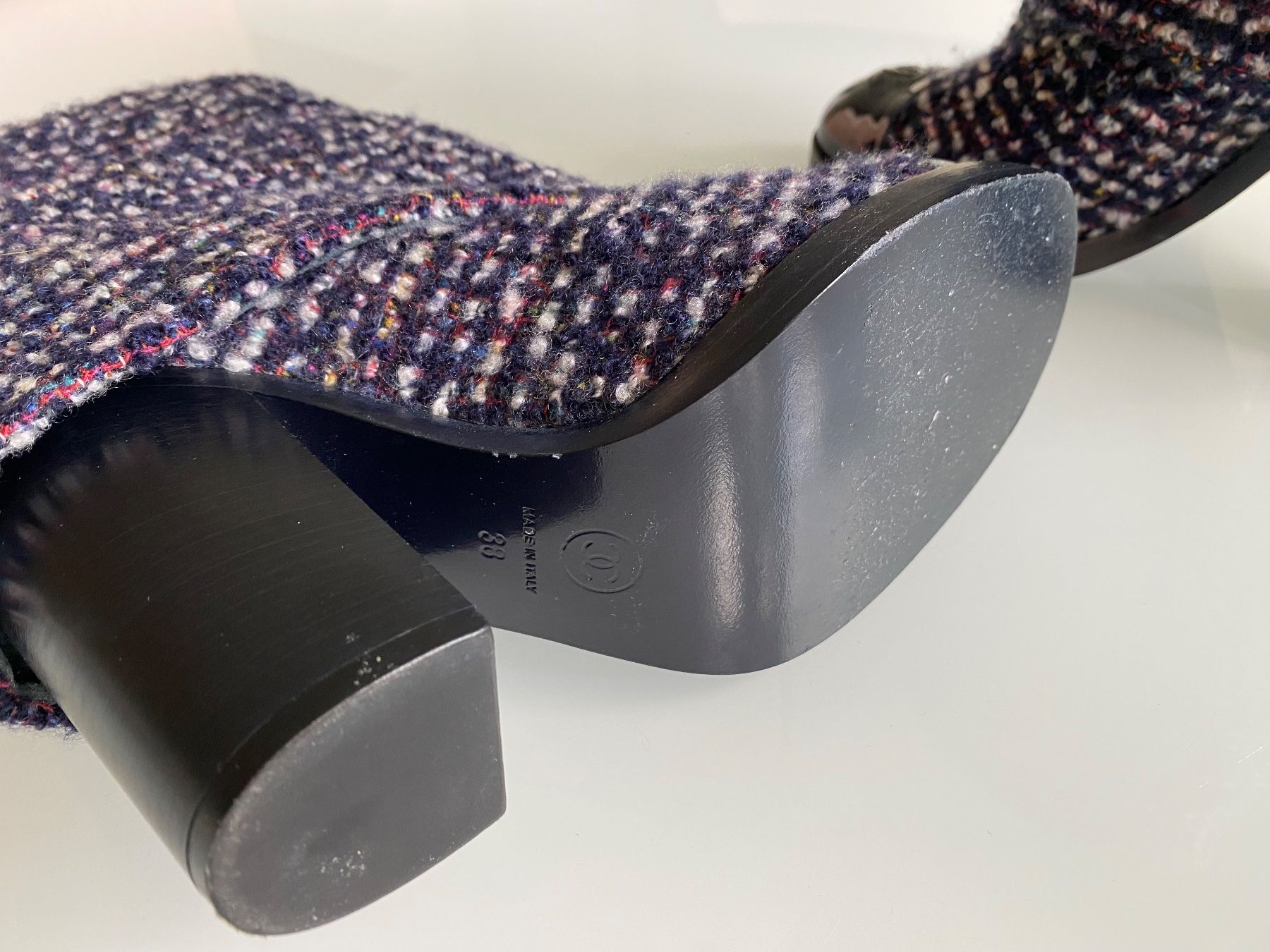 Chanel Scarpe da donna: Chanel Boots (38) never worn – Nuovo (secondo la descrizione) da Rüschlikon venduto da Tey_sl 6