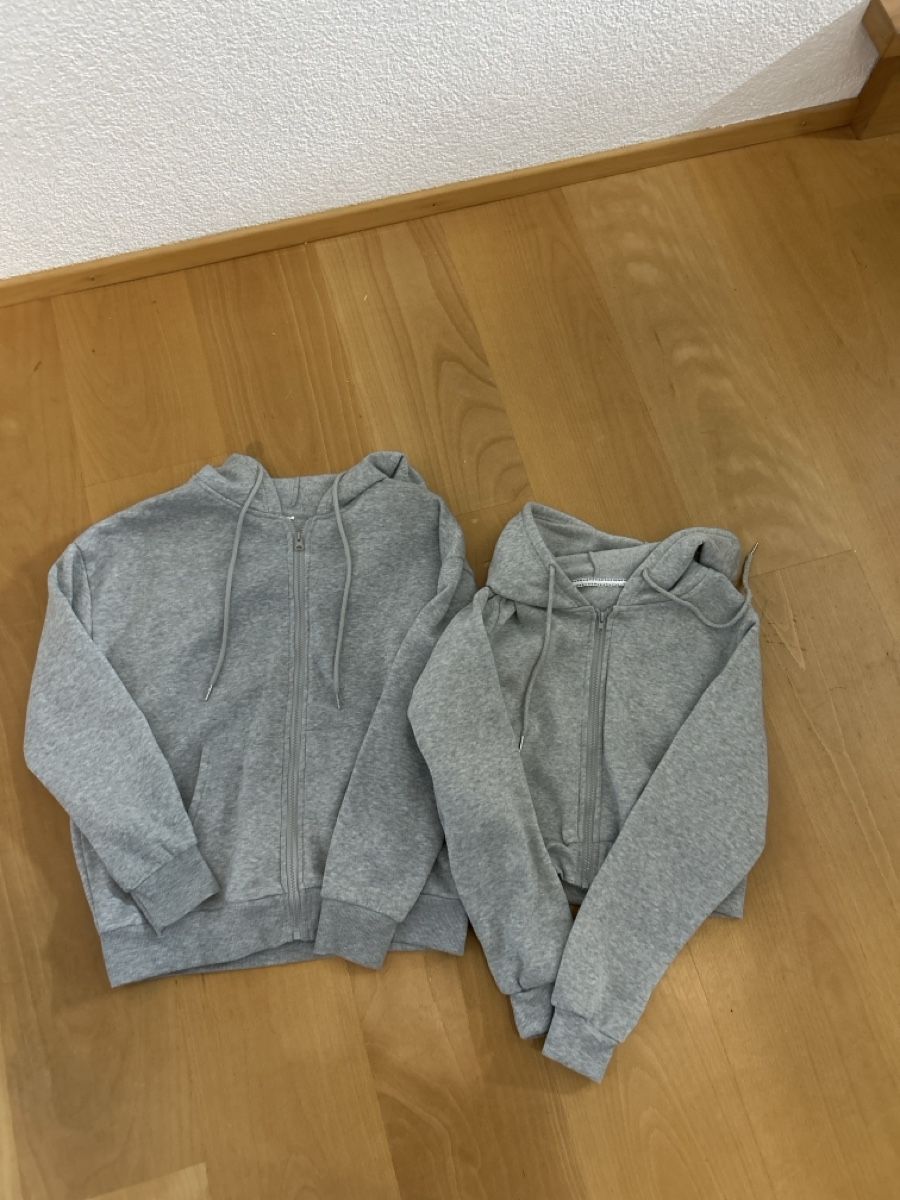 Shein Giacche: Graue Pullijacken S (normal und croped) (shein) – Usato da Triesenberg venduto da miauuu19