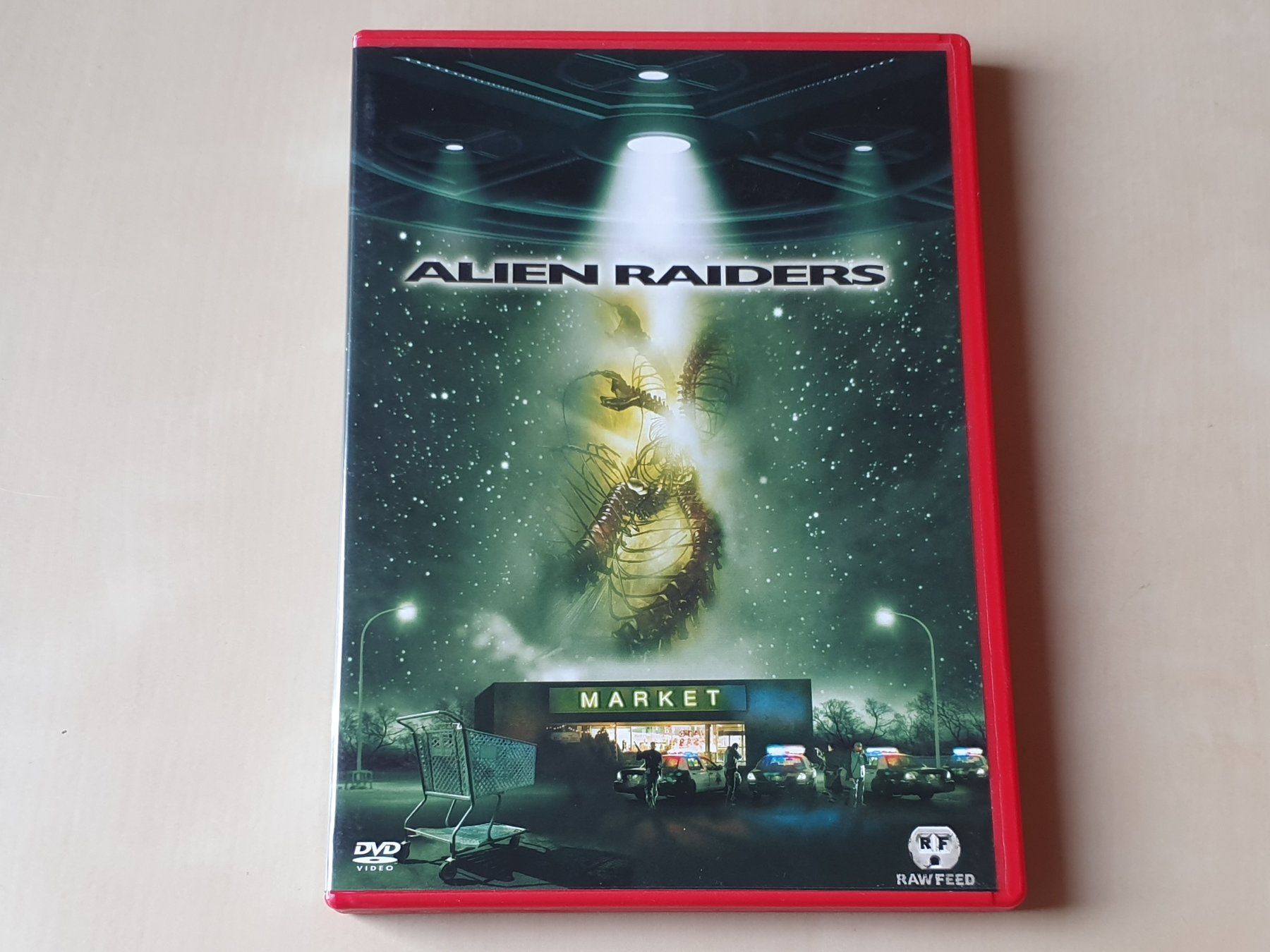 Alle DVDs: Alien Raiders – Gebraucht aus Stansstad von collectorsshop