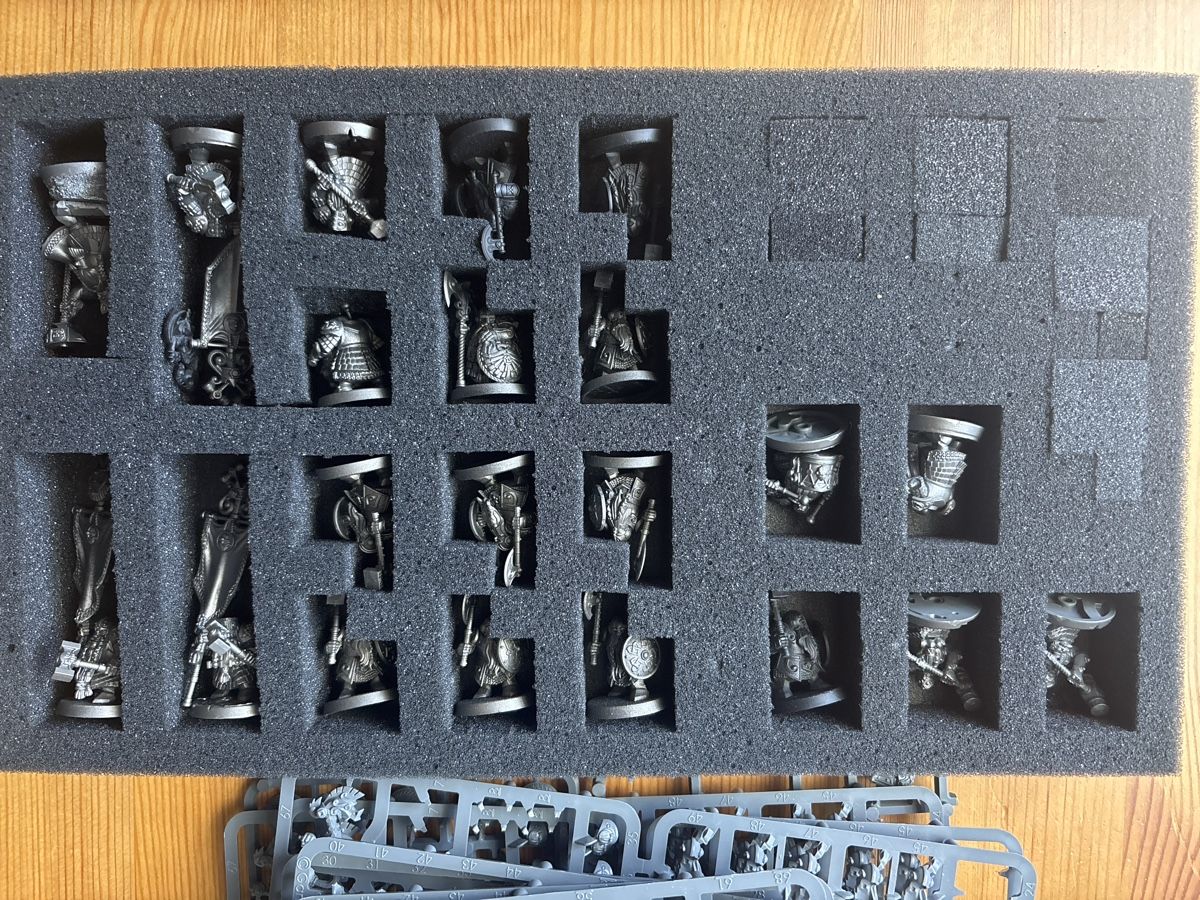 Kit di modellismo & Modellini statici: Warhammer Aos/Old World Zwerge – Usato da Zürich venduto da Vaerko 2