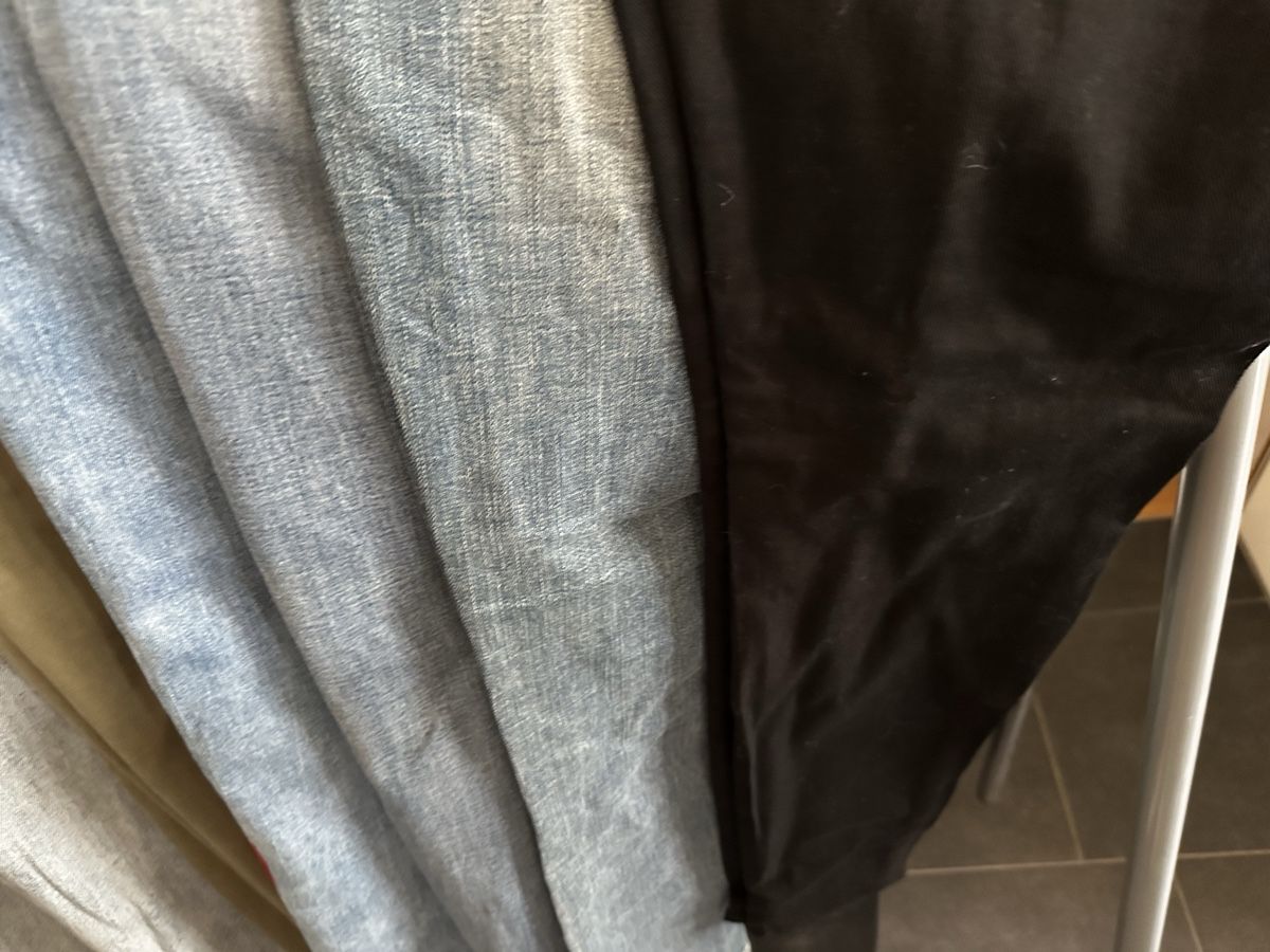 Jeans: Jeans Hosen  – D'occasion à Winterthur par Frangello 3