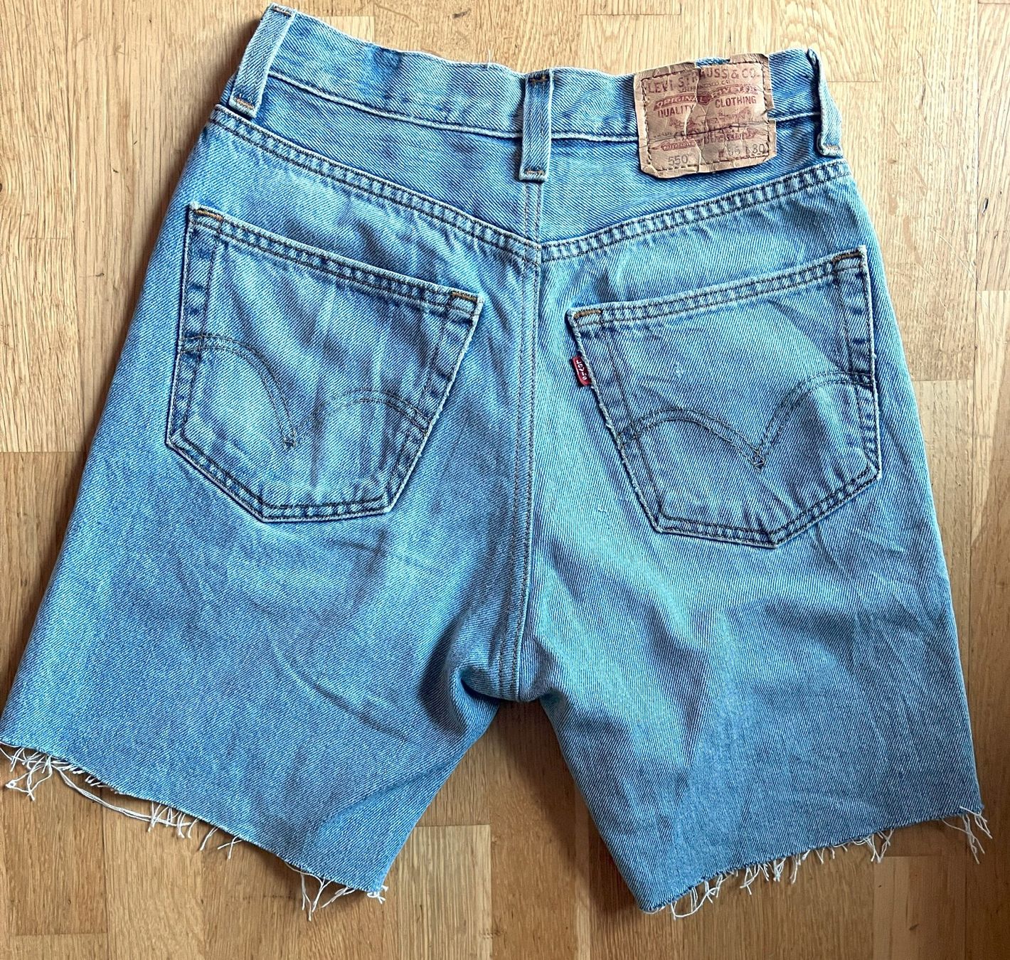 Levi's Jeans: Levi's Shorts W27 Vintage – Gebraucht aus Wabern von Leksan2 2