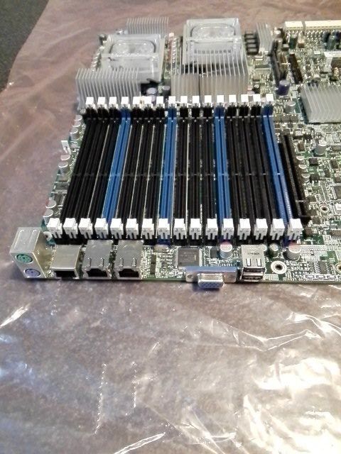 Intel Mainboards: Intel S5400SF+2x Xeon E5440+8GB+2x Waterblock – Gebraucht aus Genève von Rally022 1