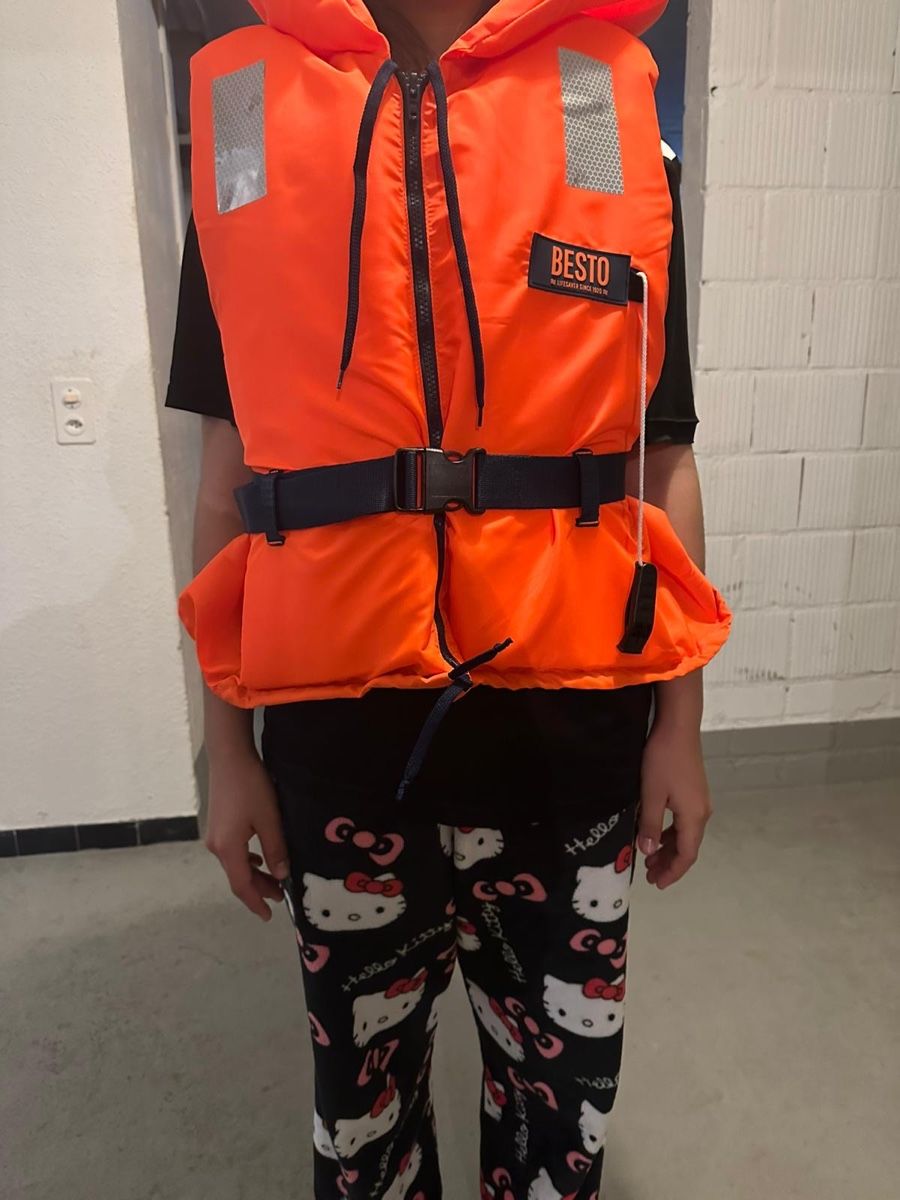 Gilets de sauvetage: Rettungsweste – Neuf (Voir description) à Neuenegg par mihrigul