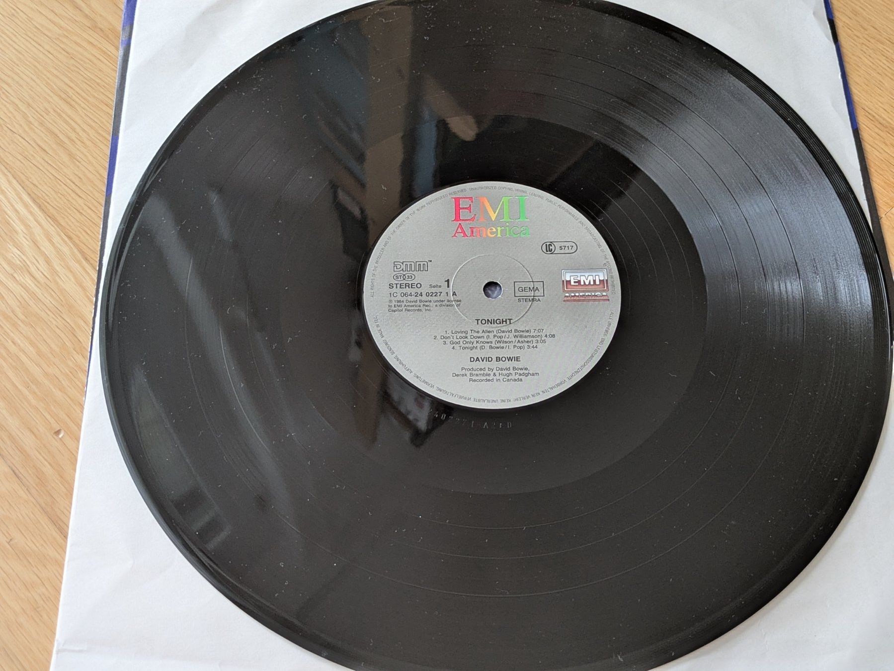 Dischi in vinile: David Bowie Tonight Schallplatte LP Vinyl – Usato da Dübendorf venduto da PanzerGeneral 4