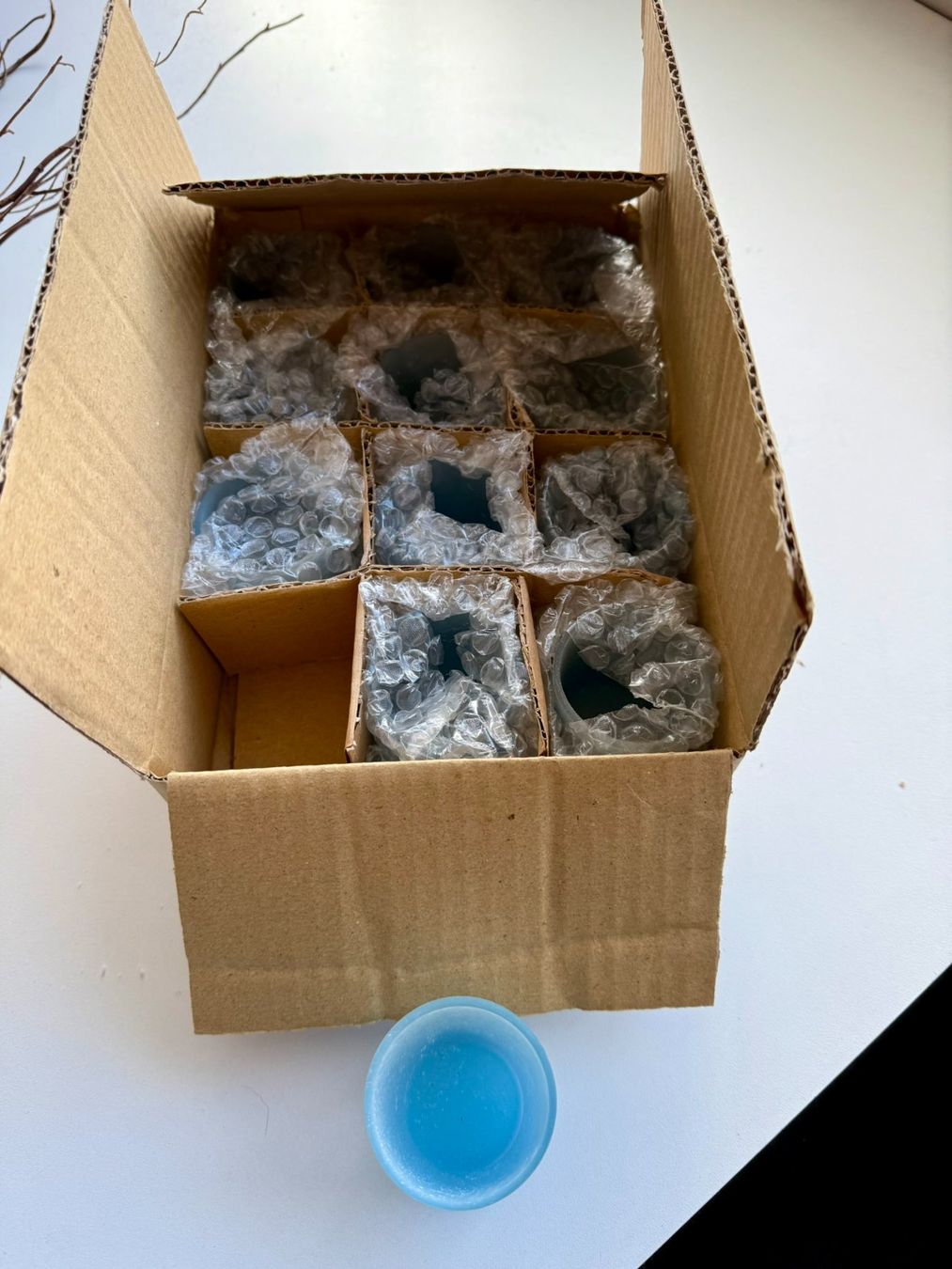 Verres: Teelichter Gläsli blau NEU – Neuf avec emballage d'origine à Rossrüti par Workoholic63 1