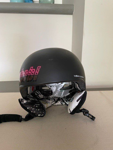 Caschi: Ski Snowboard Helm R.E.D – Usato da Rudolfstetten venduto da haalaa 2