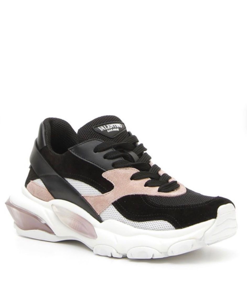 Valentino Damenschuhe: Valentino Garavani Sneaker GR 36 – Gebraucht aus Wilen b. Wollerau von LastChance22 2
