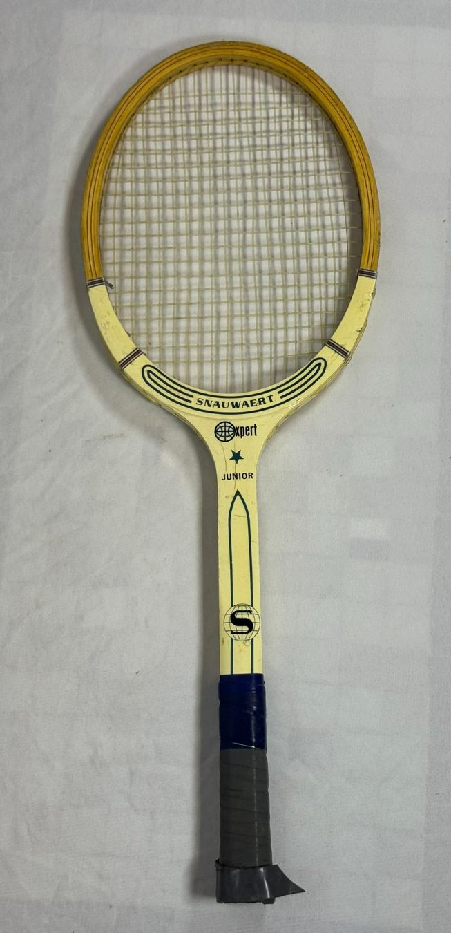 RAQUETTE DE TENNIS Ancienne En Bois Snauwaert Jaguar EUR 20,00 - FR