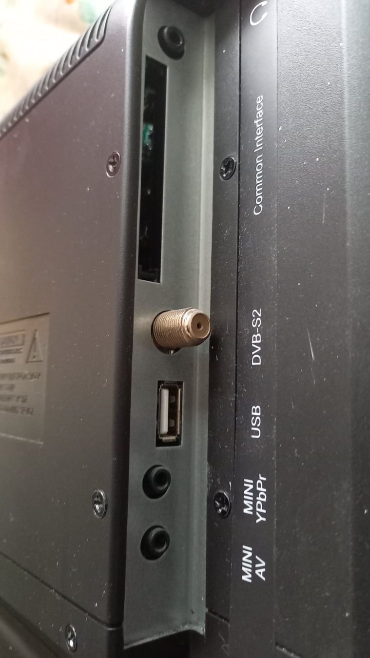 Televisori: televisione con dvd enox – Usato da Wohlen AG venduto da poliziotto008 3