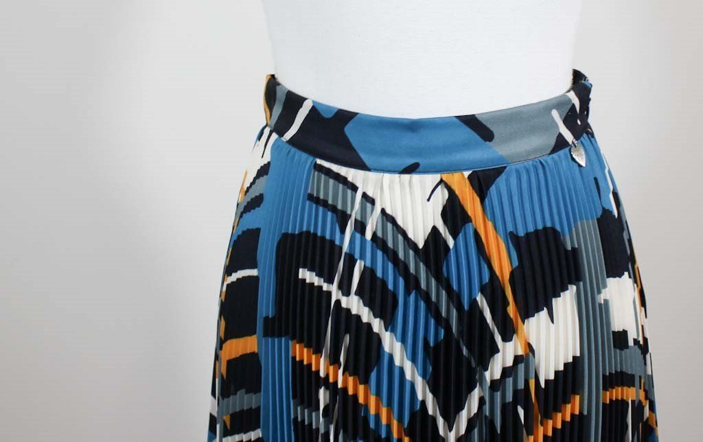 Twinset Gonne: TWINSET Milano Plisseerock Gr. 36 – Usato da Belp venduto da caramel-secondhand 1
