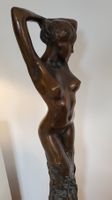 Bronce Figur, Höhe 1,25m, Frauenakt