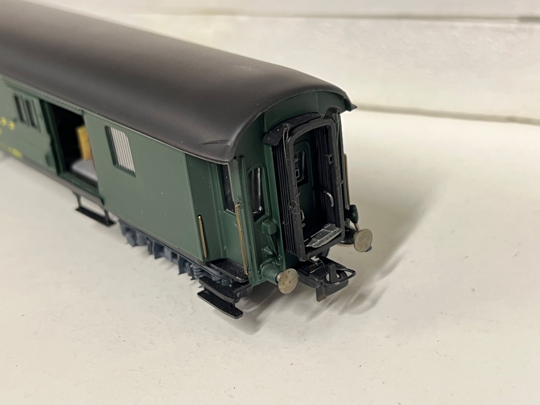 Metropolitan Modellini di ferrovie: Metrop 7080  SBB  Fourgon-Gepäckwagen H0 DC – Usato da Neuenhof venduto da ludovicco 4
