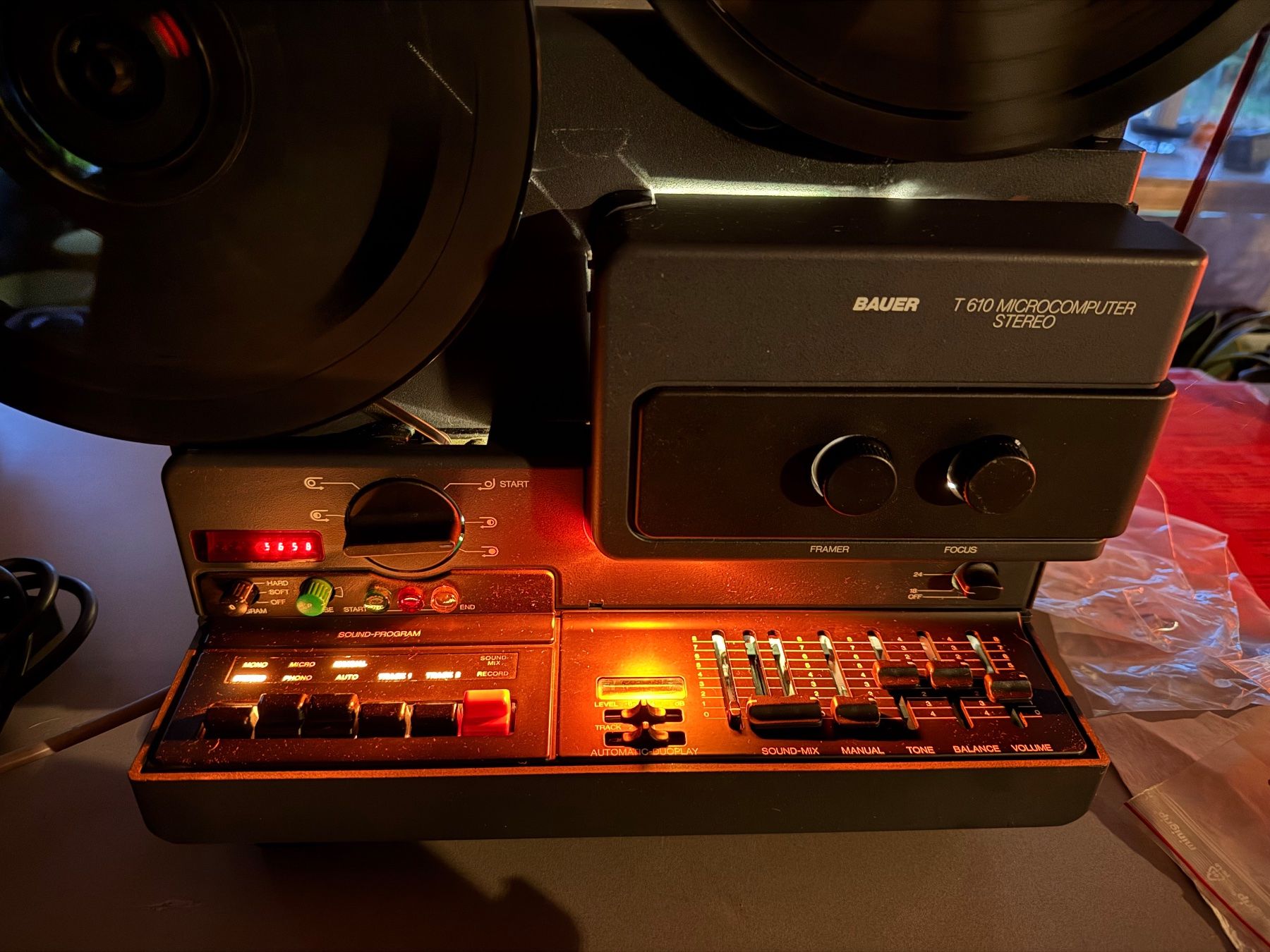 Filme: Bauer T610 Microcomputer Stereo Super 8 Projektor + M2 – Gebraucht aus Reinach BL von Rushkatie 5