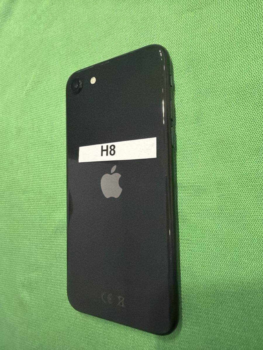 Apple Telefoni cellulari / Smartphones: iPhone SE / 64Gb / Schwarz / 100% Akku / H8 – Usato da Arbon venduto da BaX_94 5