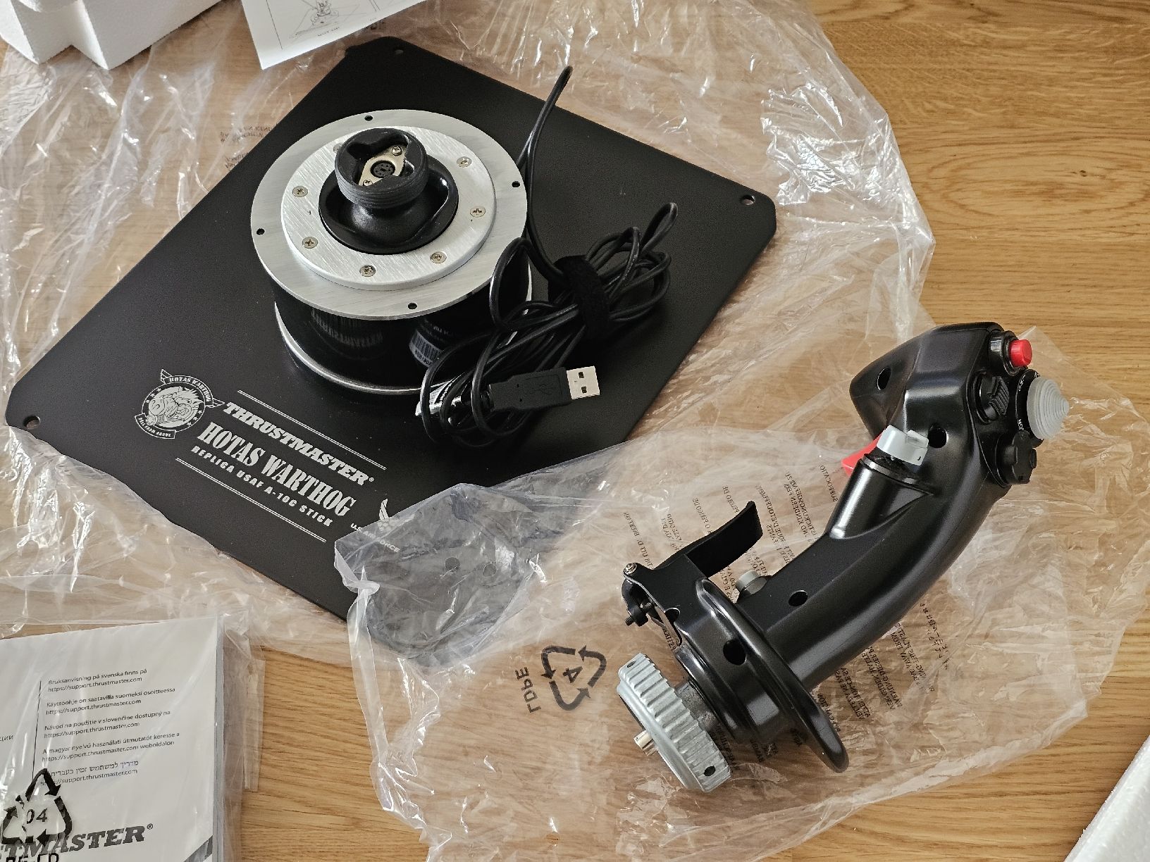 Thrustmaster Controller: Ab 1 FR!!! Thrustmaster HOTAS Warthog - wie neu! – Nuovo (secondo la descrizione) da Baden venduto da rob_grh6 7