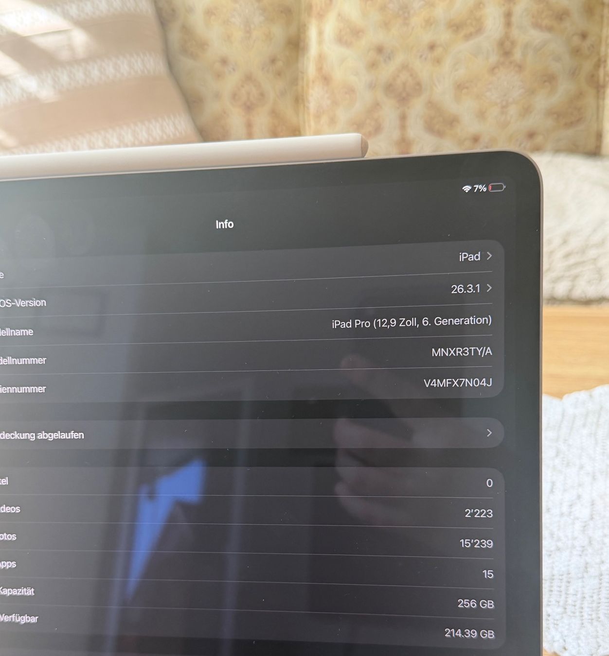 Apple Tablet PC: Apple iPad Pro 6. gen mit Magic Keyboard und Pen. – Usato da Gommiswald venduto da Florent_Berisha 2