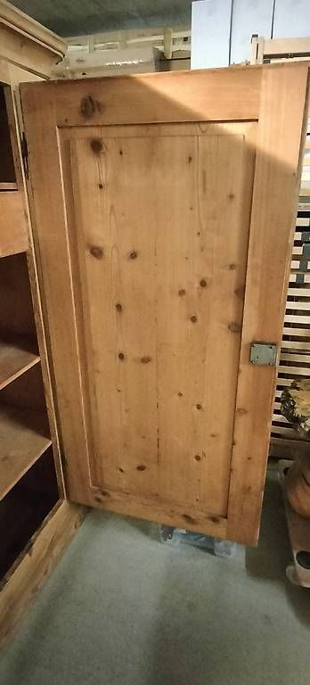 Schränke: Tannenschrank  – Gebraucht aus Steinach von Tsgweh 2