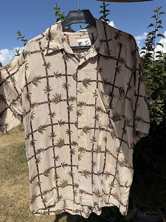Chemises: Chemise d'été – D'occasion à Mont-sur-Lausanne par rom_2hp2