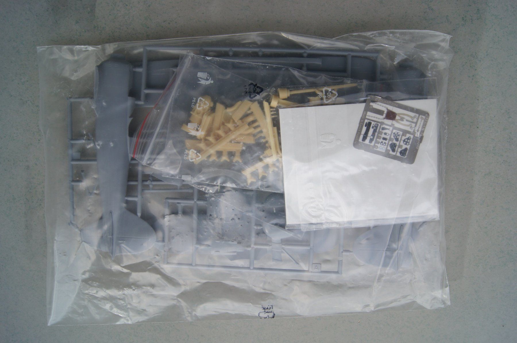 Modellbausätze & Standmodelle: FIAT CR.42 Falco 1/48 – Neu (gemäss Beschreibung) aus Bözen von jackieoh 5