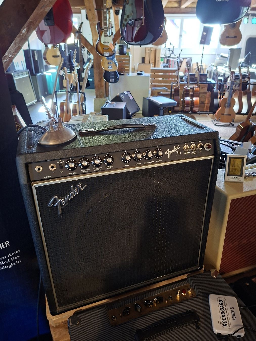 Fender Amplificatori: Fender 75 Gitarrenverstärker – Usato da Winterthur venduto da col_q2q2 2