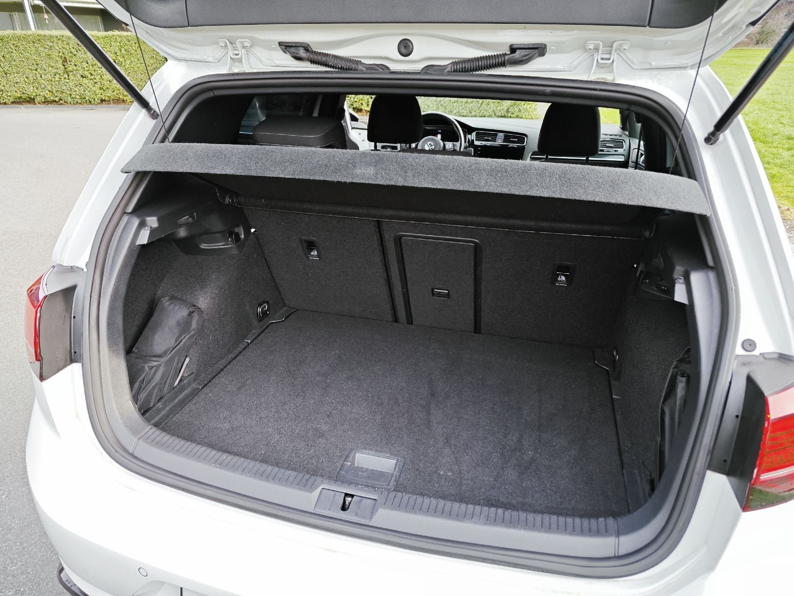 VW Automobili: VW Golf R 2.0 TSI 4 Motion – Usato da Interlaken venduto da marfis 8