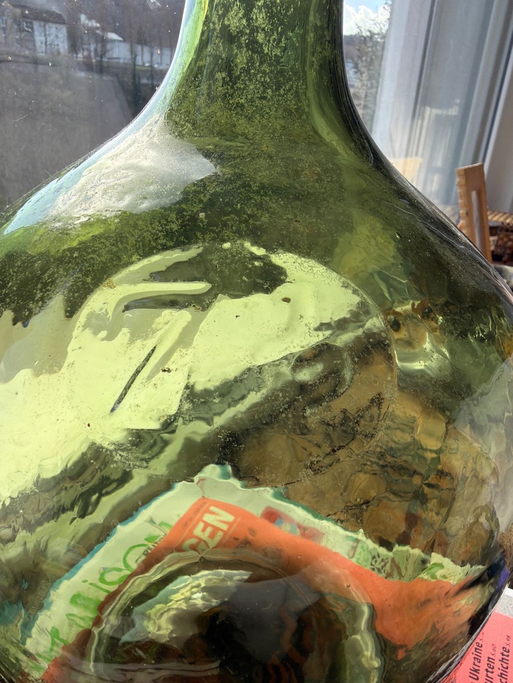Altro in Stoviglie & Bicchieri: Grosse grüne Glas Flasche mit einer Zahl – Usato da Nussbaumen AG venduto da normajeanbaker 1