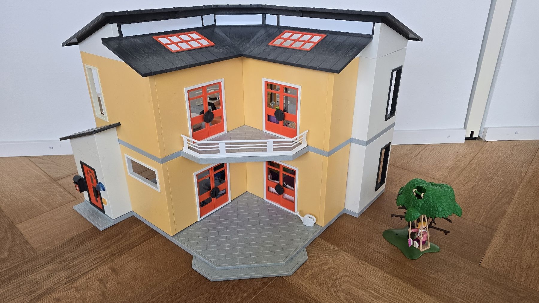 Playmobil Spielzeuge: Playmobil Haus mit Zubehör – Gebraucht aus Sachseln von Oberhuiser 6