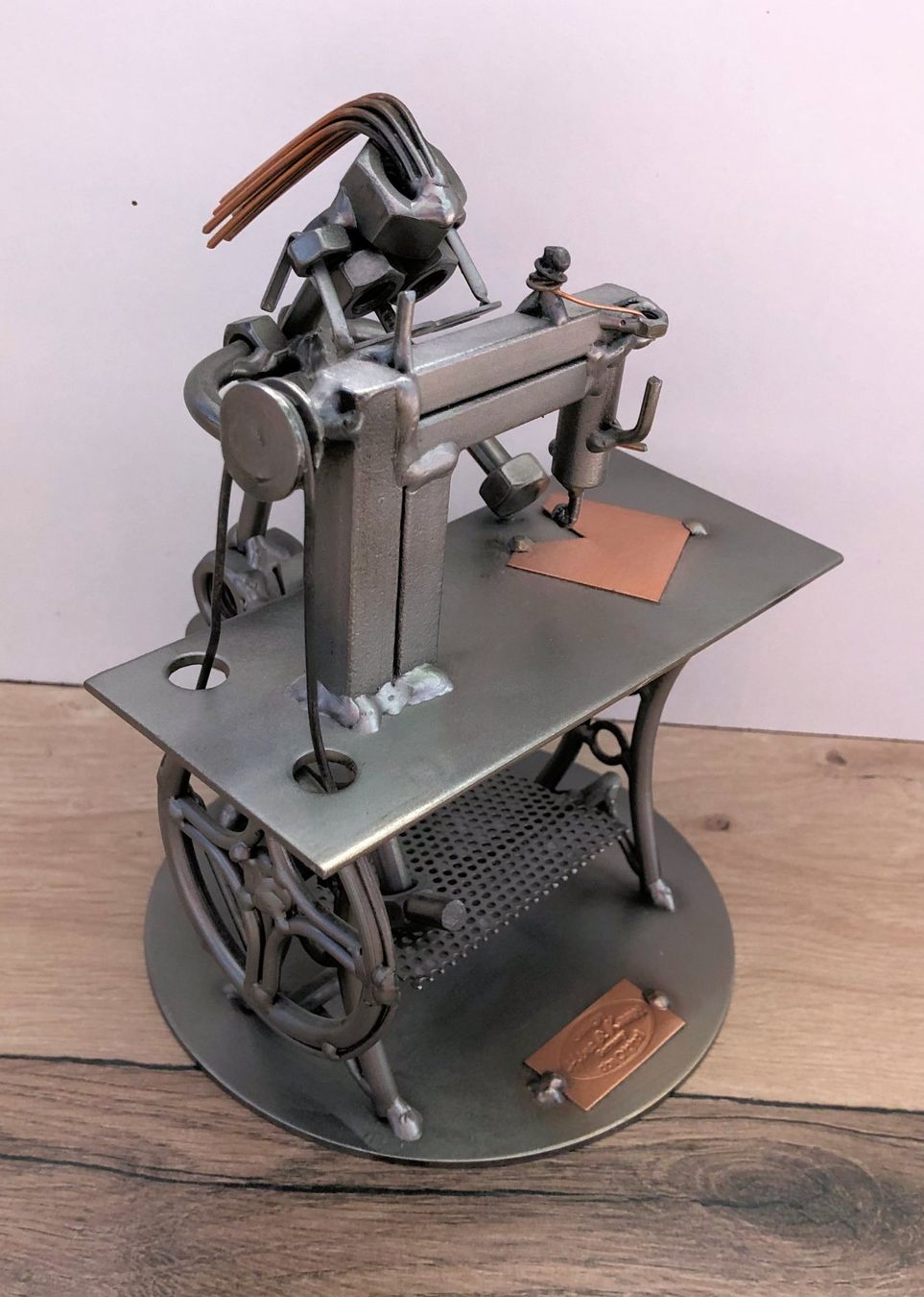 Figuren: Hinz & Kunst Schraubenmännchen "Näherin" – Gebraucht aus Rüti ZH von Jasna89 2