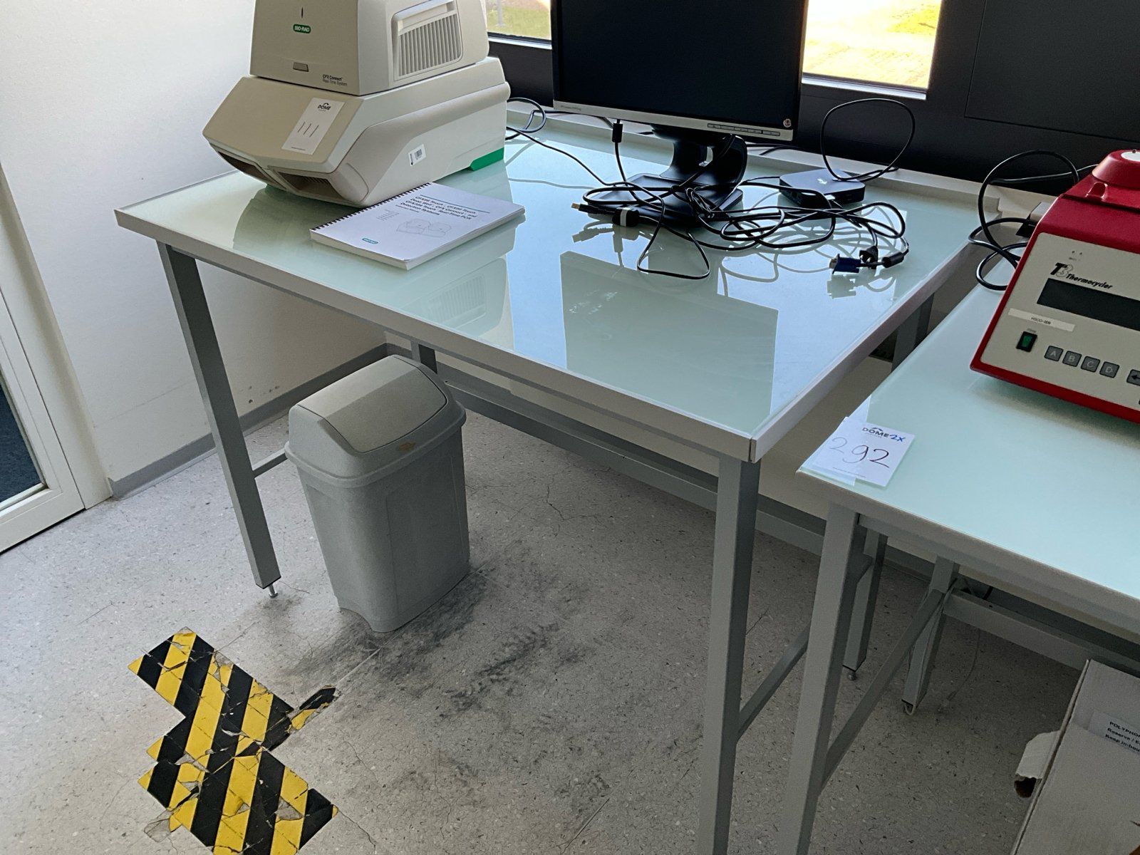 Scrivanie: 2 hochwertige Tische – Usato da Zürich venduto da PIPM_Switzerland 4