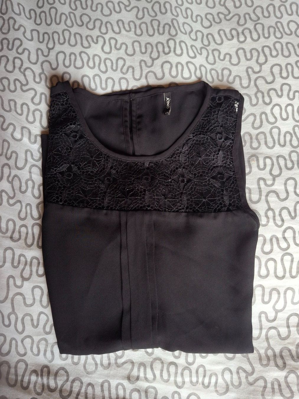 Only Tuniques: Tunique taille 34 marque Only – D'occasion à Villiers par san_jn5w 8