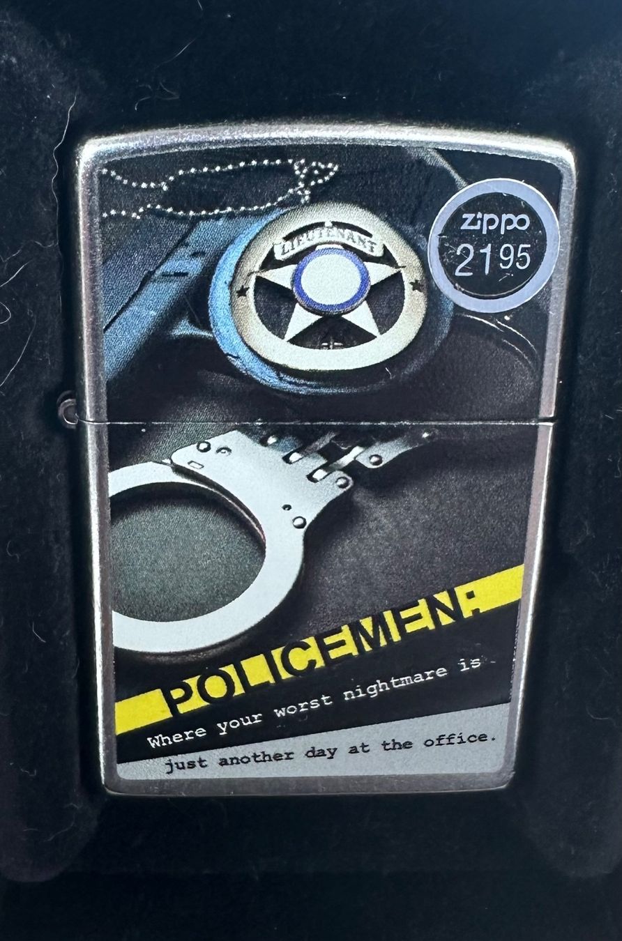 Zippo Accendini: Zippo Policemen – Usato da Monthey venduto da sean0007