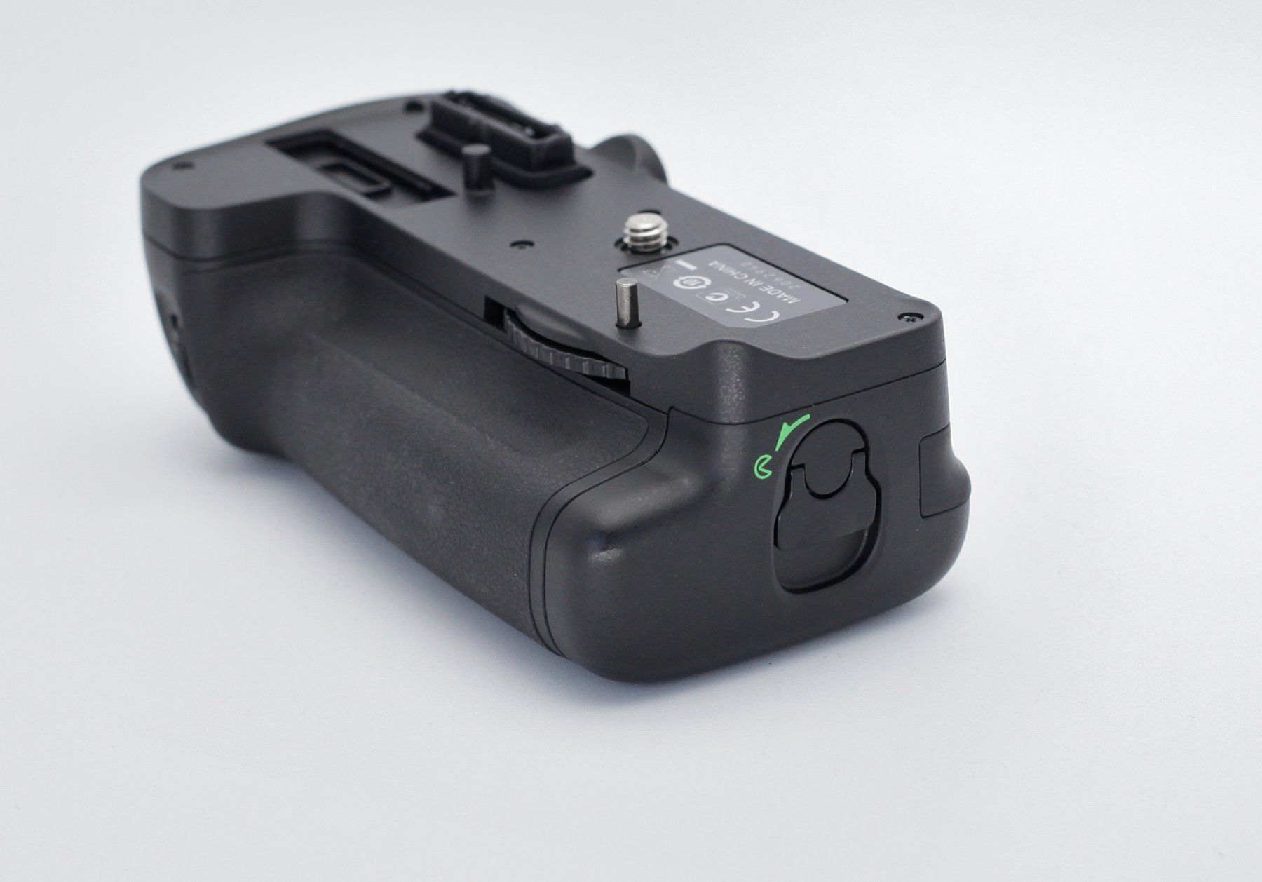 Nikon Kamera: Nikon MB-D11 Batteriegriff D7000 – Gebraucht aus Birsfelden von Foti-Virus 2