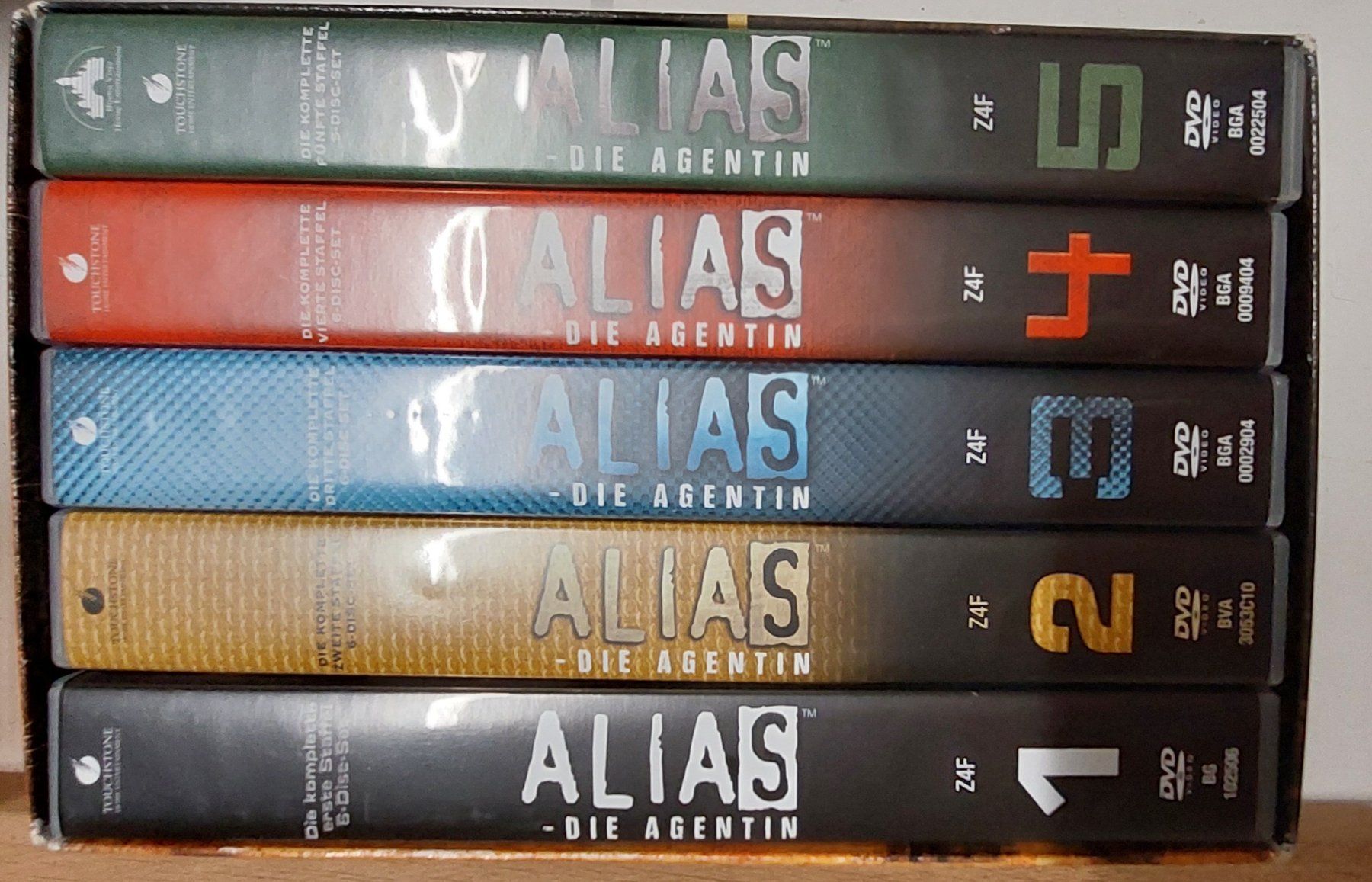 Tutti i DVDs: ALIAS - komplette Serie – Usato da Mönchaltorf venduto da nomchat 1