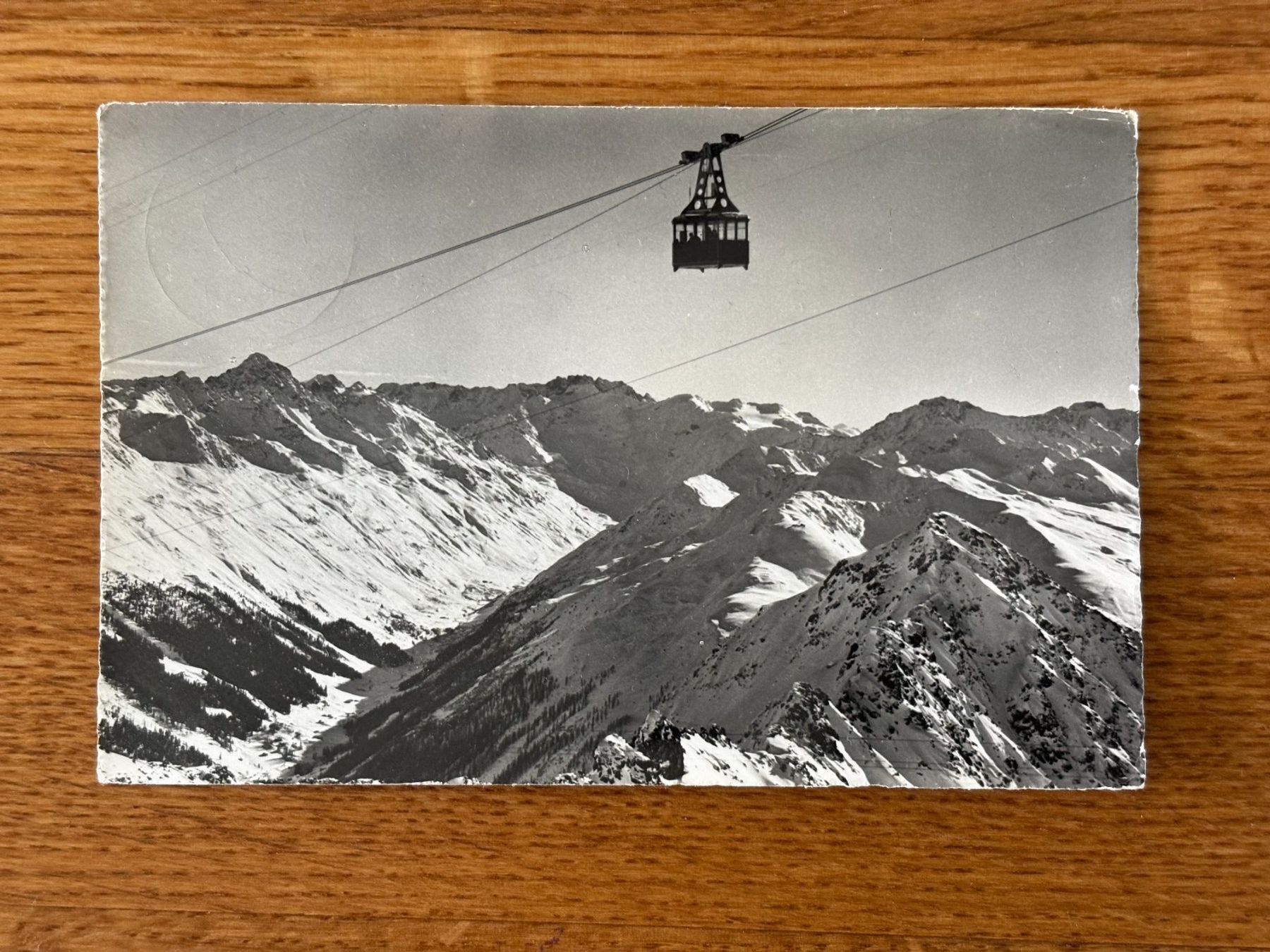 Cartoline postali: Davos Luftseilbahn Postkarte – Usato da Mönchaltorf venduto da Tschibi