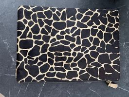 Leder Clutch mit Print schwarz gemustert Versand 9.-