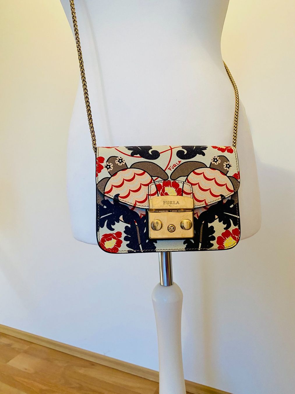 Furla Borse da donna: FURLA Metropolis Limited Edition Original – Usato da Basel venduto da TheElegantEdit