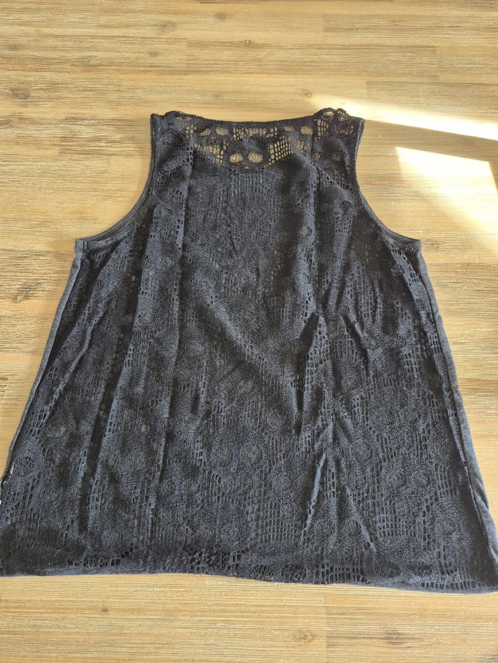Vans Tops: Vans Damentop – Gebraucht aus Gerlafingen von nila44 1