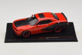 Dodge Challanger SRT8 Red Ixo 1/43 NEU