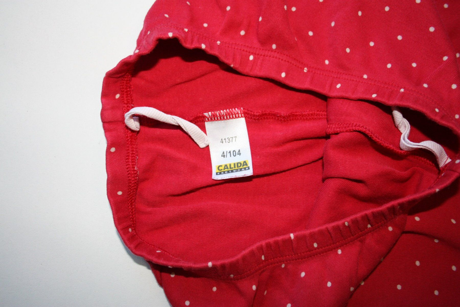 Calida Pyjamas: Calida Kinder-Pyjama Gr. 104 – D'occasion à Deitingen par Johnny_Malibu 4