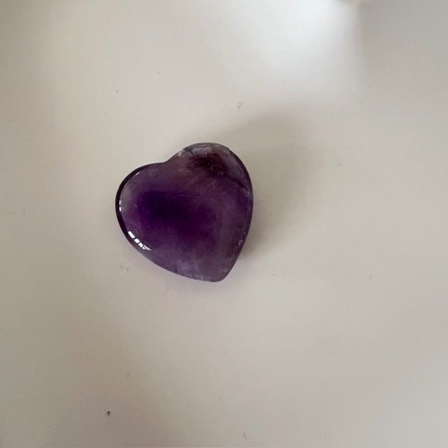 Mineralien & Heilsteine: Petit coeur en améthyste – Neu (gemäss Beschreibung) aus Pully von sunaddict 4