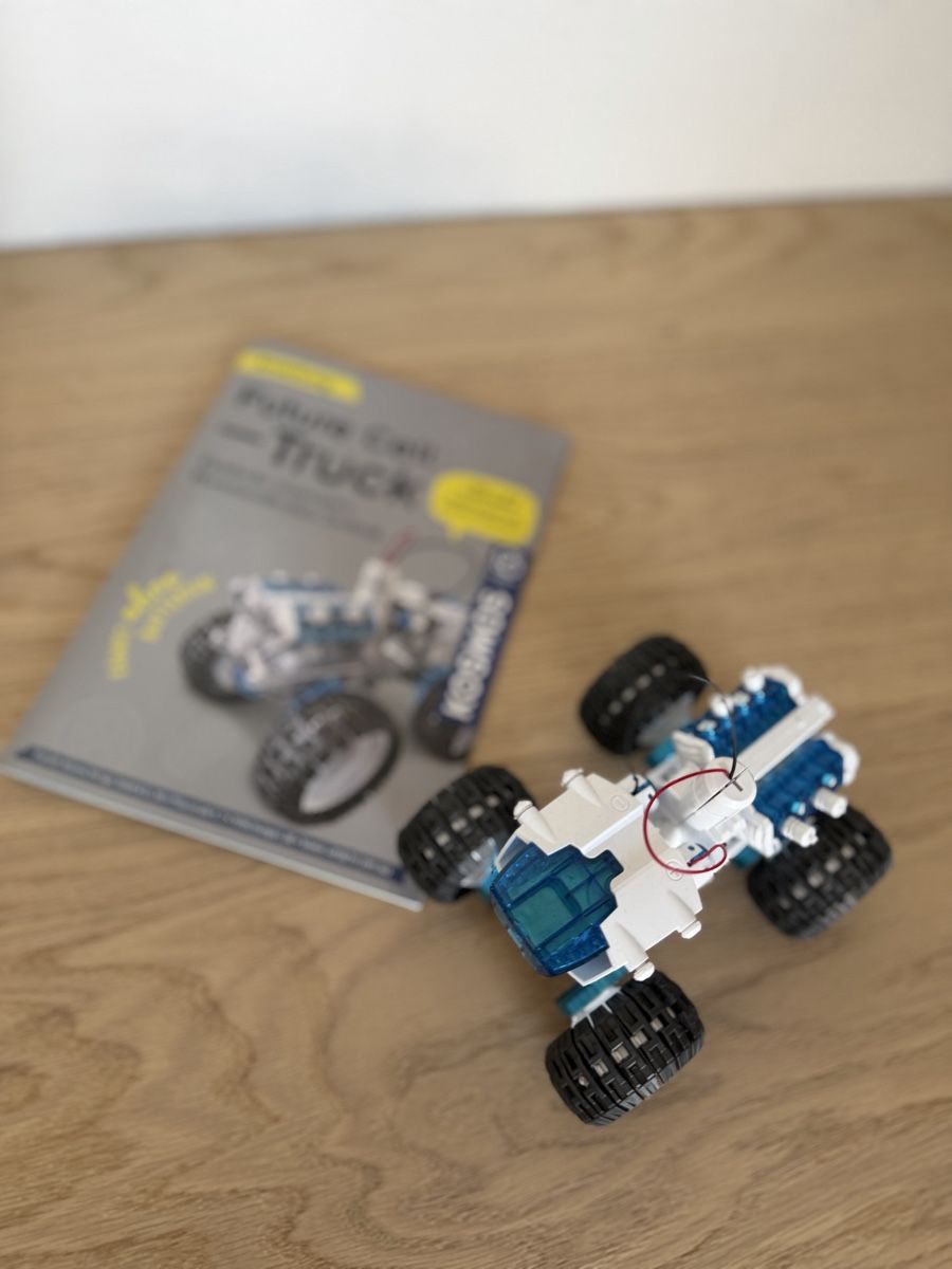 Kit di costruzioni: KOSMOS Future Cell Truck – Usato da Schindellegi venduto da SeaAndAir 1