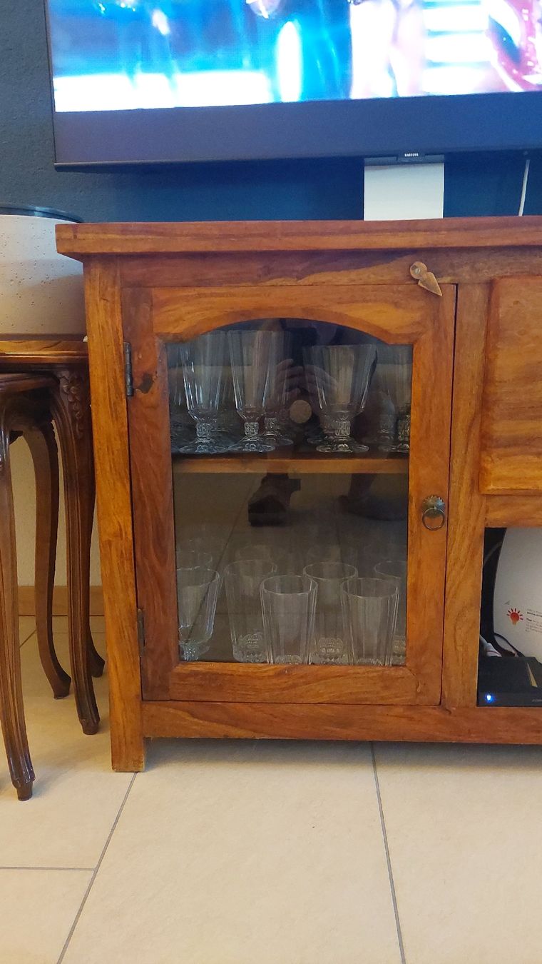 Cassettiere: Meuble commode TV en bois massif – Usato da Dompierre FR venduto da AlexTanno 3