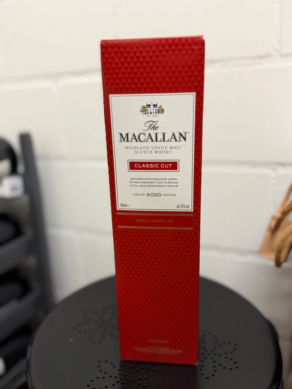 Macallan Bevande alcoliche: Macallan Classic Cut Edition 2020 – Nuovo e nell'imballaggio originale da Arbon venduto da Mike101