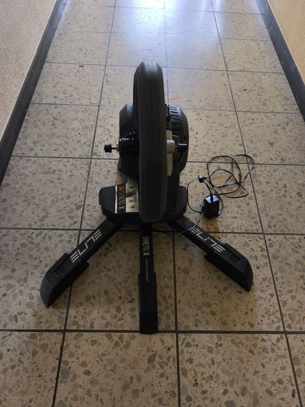 Hometrainer: Smarttrainer Elite Direto X – Gebraucht aus Gansingen von Sennoli 3