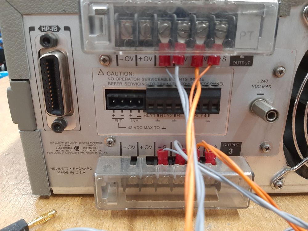 Alimentation quadruple HP 6629A vierer labor Stromversorgung (Gebraucht ...