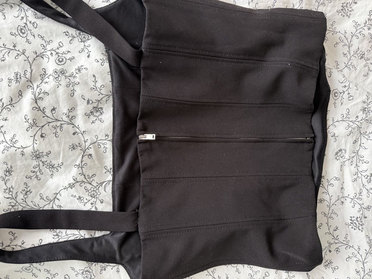 Zara Top: ZARA Top / Korsett – Usato da Unterägeri venduto da ann_x8pf 2