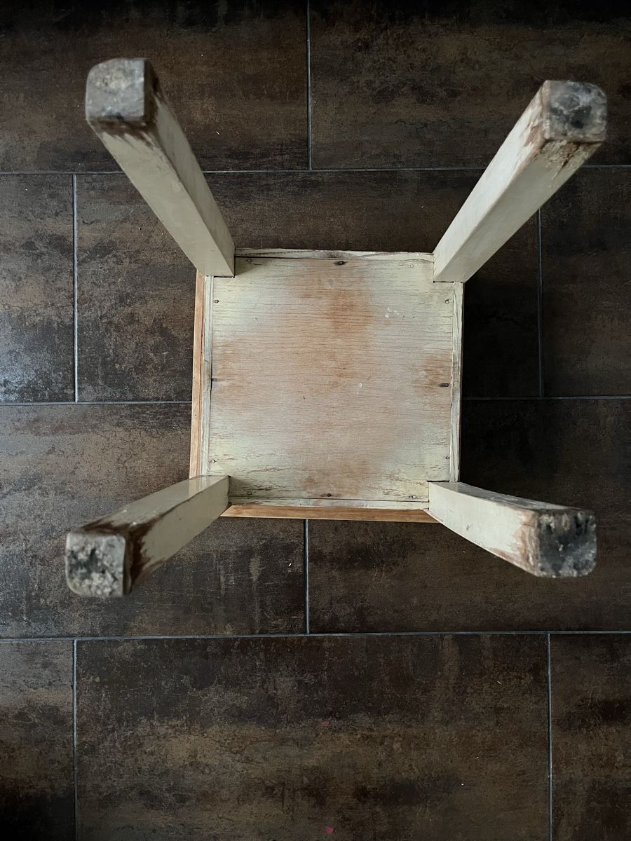 Sgabelli: Tabouret vintage avec rangement intégré – Usato da St. Prex venduto da Nikolletta 8
