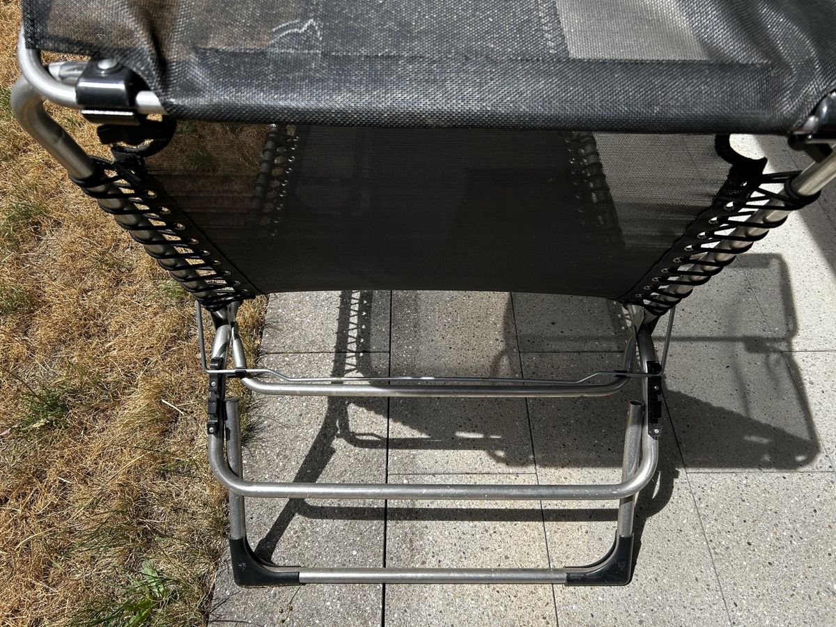 Fiam Chaises longues: Fiam Liegestuhl mit Sonnendach – D'occasion à Seengen par tomithebacon 4