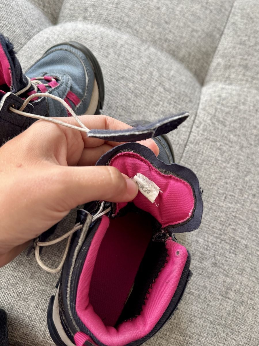 Decathlon Chaussures garçon: Wanderschuhe gr 29 Decathlon  – D'occasion à Dierikon par FraeuleinMaus17 3